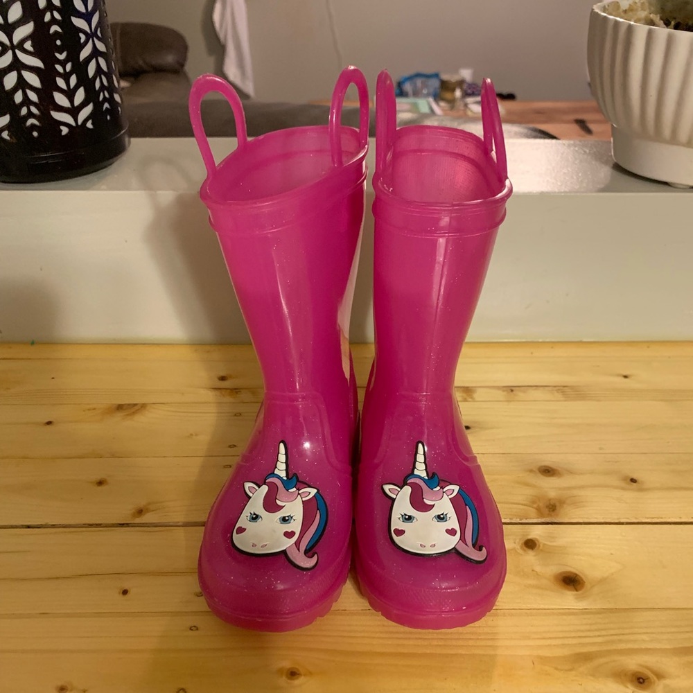Little girls unicorn boots size 9